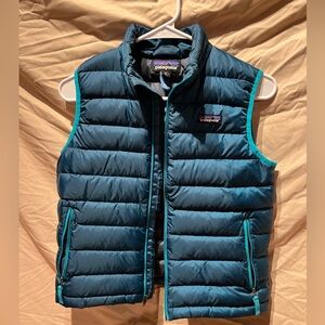 Boys size M Patagonia puffer vest